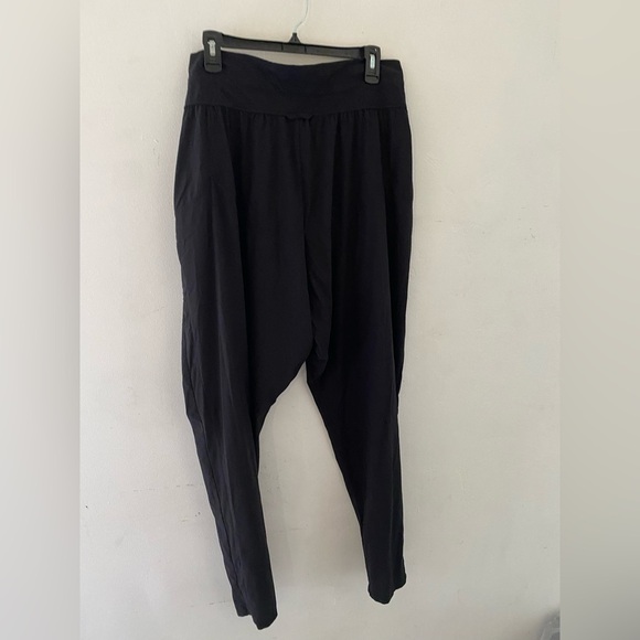 Free people Movement Black structured Jogger  silky Pants size L - Picture 5 of 8